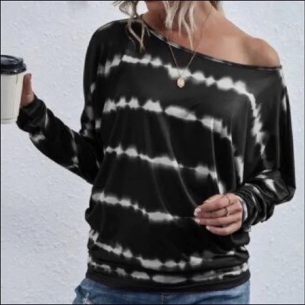 SUNDRY Tie Dye Bateau Neck Sweatshirt